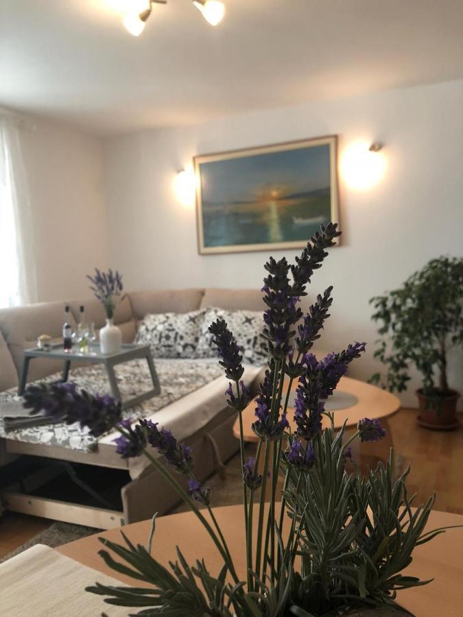 Apartments Barbara Senj  Ngoại thất bức ảnh