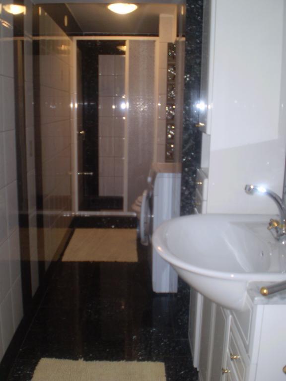 Apartments Barbara Senj  Phòng bức ảnh