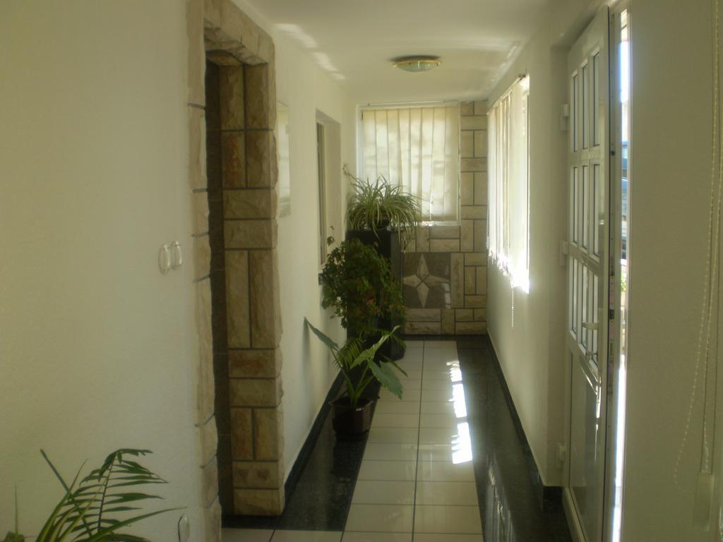 Apartments Barbara Senj  Phòng bức ảnh
