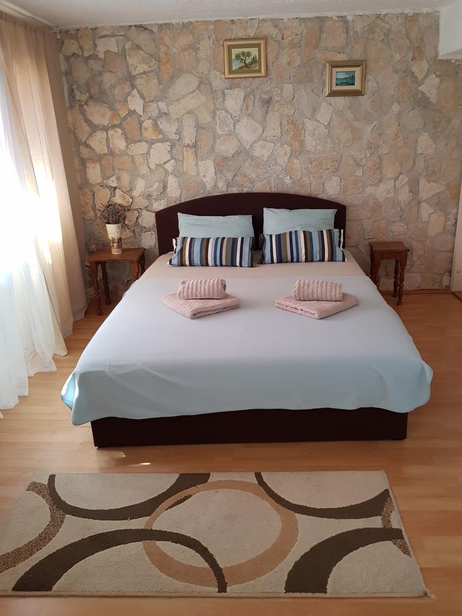 Apartments Barbara Senj  Ngoại thất bức ảnh