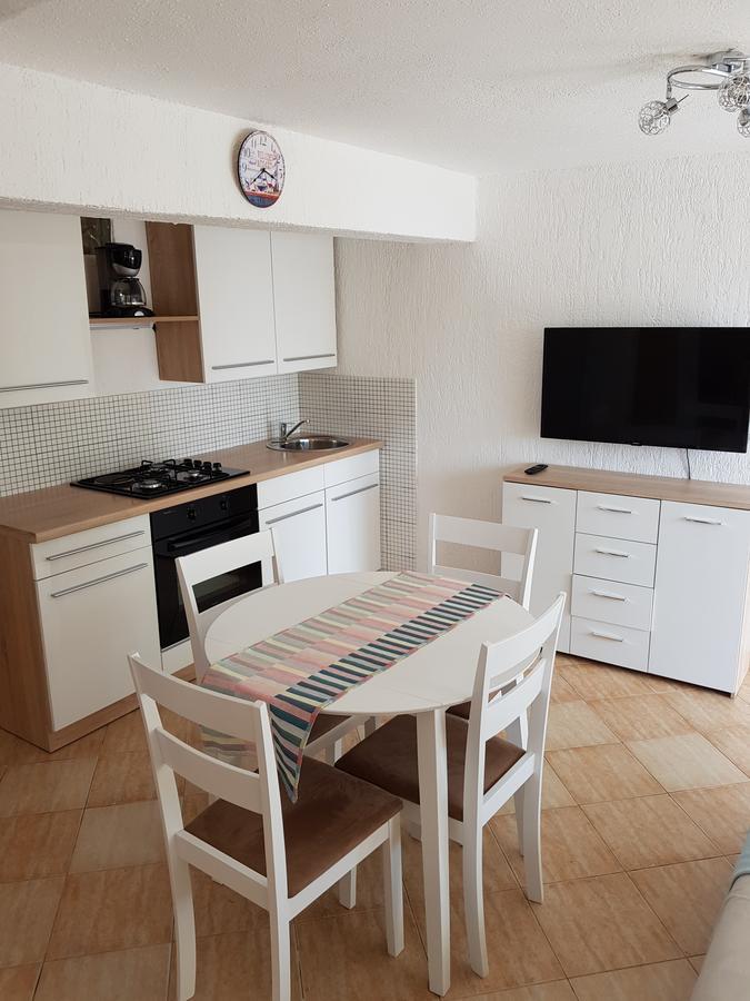 Apartments Barbara Senj  Ngoại thất bức ảnh